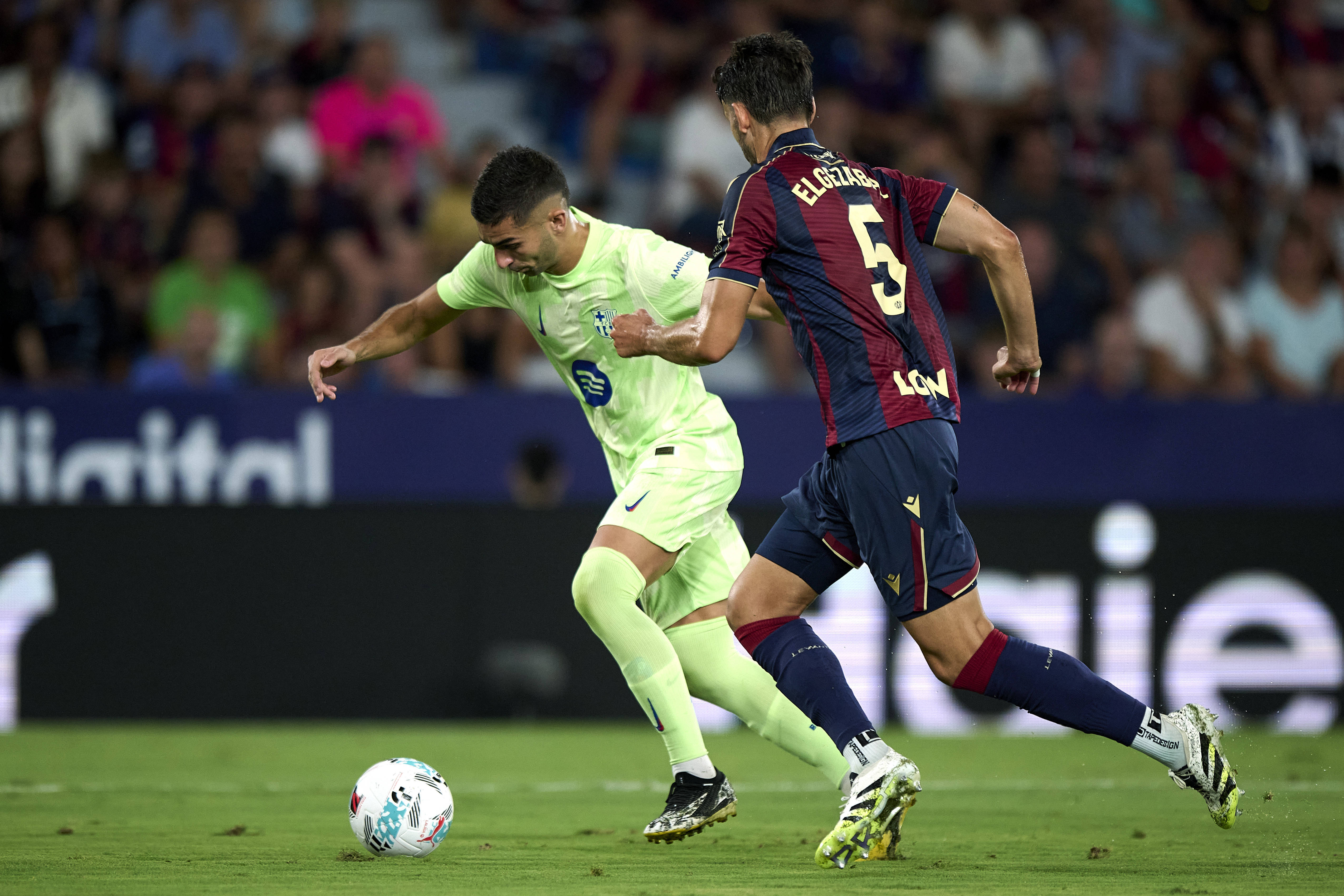 熊猫体育手机客户端-巴塞罗那实现逆转，惊险获胜