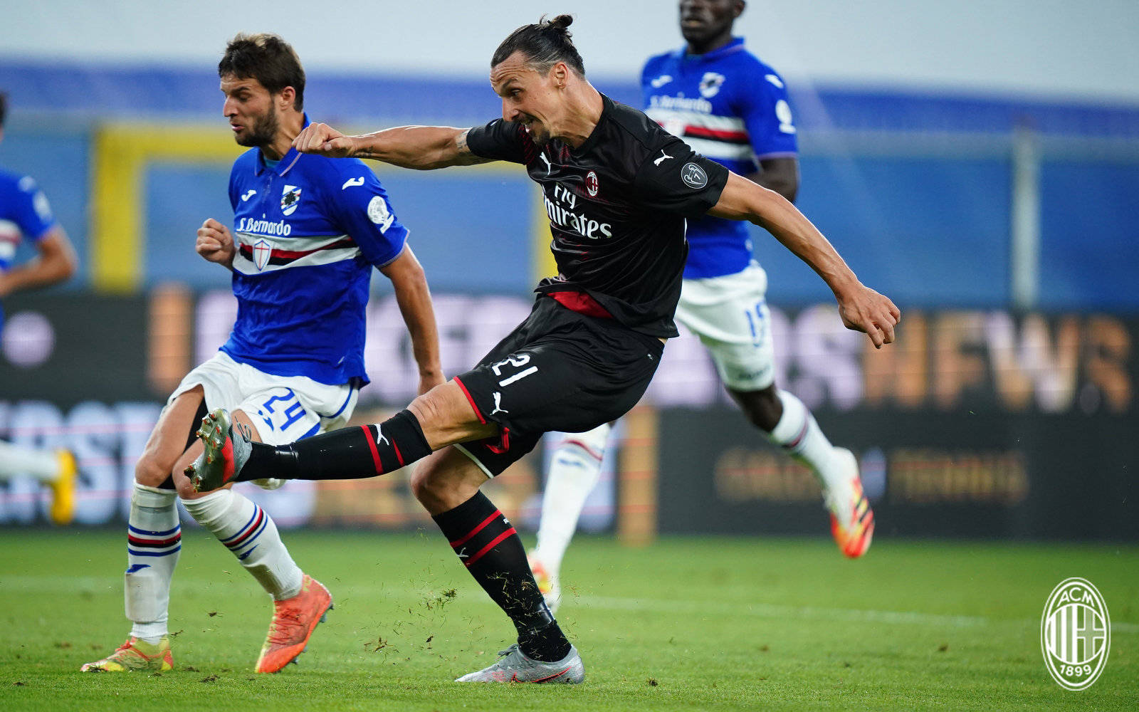 AC米兰客场战胜桑普多利亚，保持不败